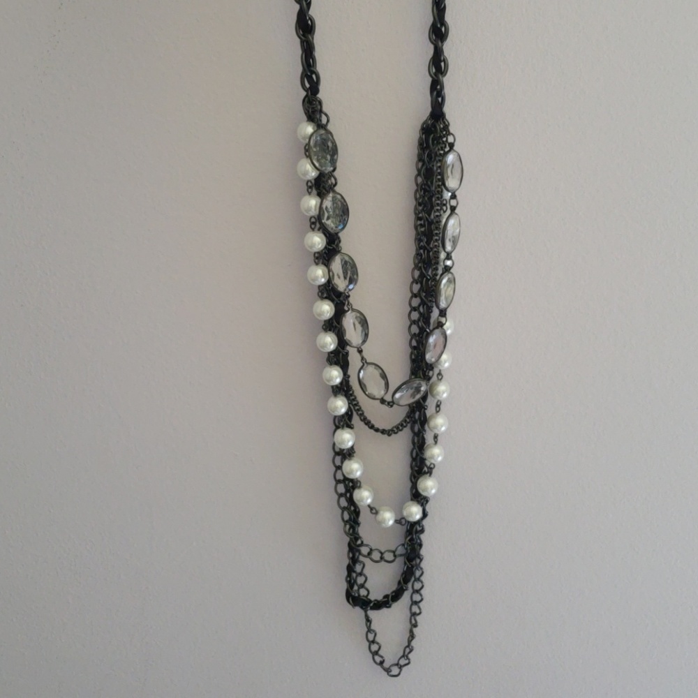 Layered necklace with various lengths